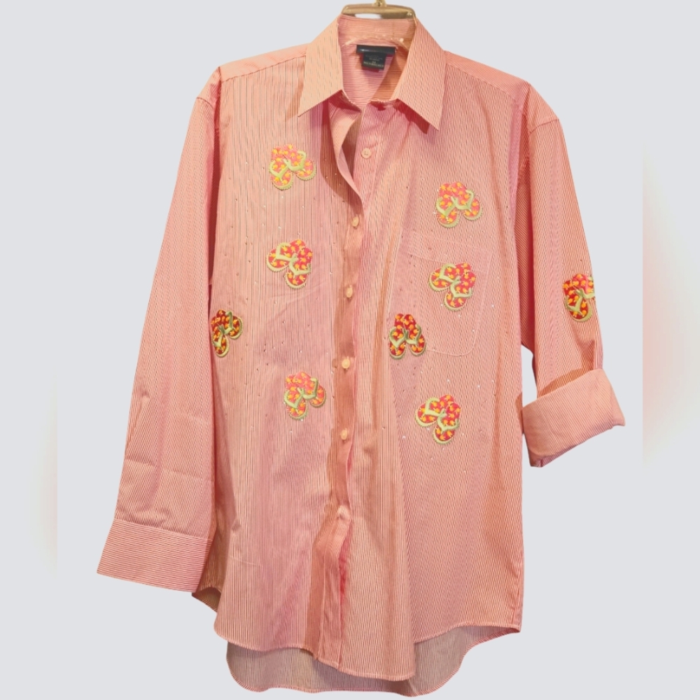NWOT Las Olas Button-Down Flip-Flop Applique Stripped Shirt, Pink/White - Size M